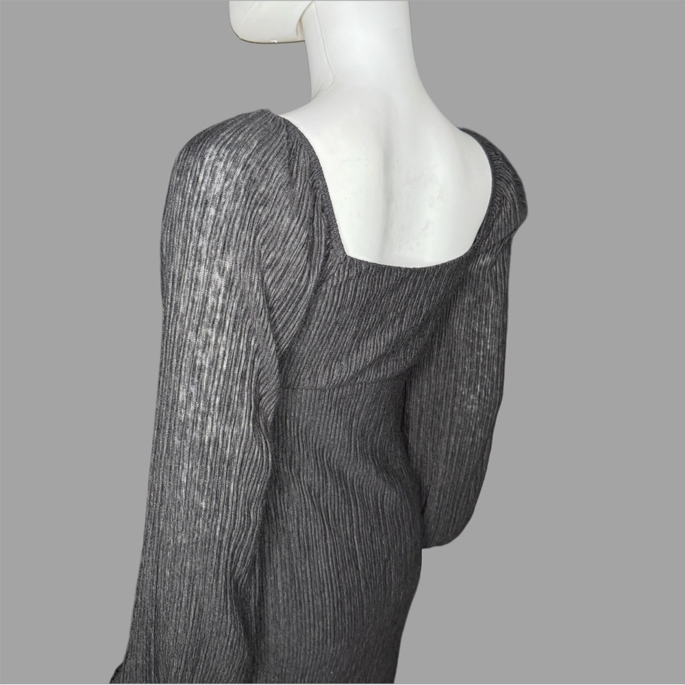 Lush Black‎ Twist Front Long Sleeve Plissè Midi Dress - Picture 4 of 7